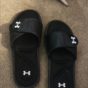 Under Armour Black Sandals Sleek Designs slides. Size 9.  Worn one time